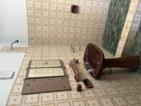 Casa en Alquiler con 1 cochera