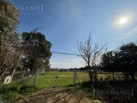 VENTA. TERRENO. PARADA ROBLES