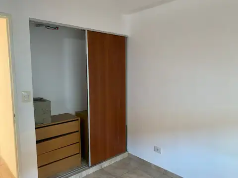 Depto Tipo Casa en Alquiler de 2 dormitorios