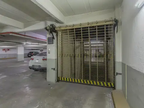 OFICINA VENTA SAN NICOLAS CON 2 COCHERAS PARANA Y CORDOBA