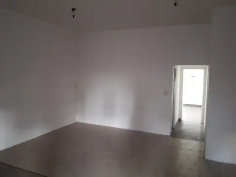 Local en Venta en Ramos Mejia Sur, USD 305.000