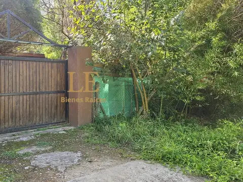 Casa en Venta con 3 cocheras