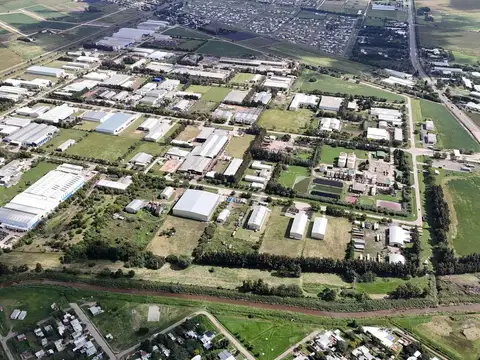 Terreno en  Venta de 1 ha en Parque Industrial Alvear