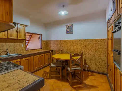 Depto Tipo Casa en Venta 50 años