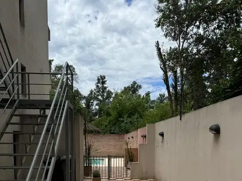 Departamento en Alquiler con 1 cocheras