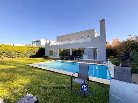 Casa en Countries/B.Cerrado (E. Echeverría)