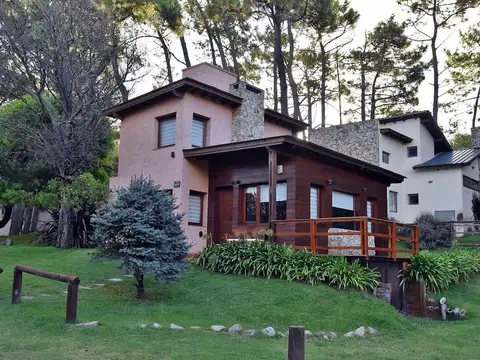 Casa en Alquiler Temporal en Mar Azul, Partido de Villa Gesell