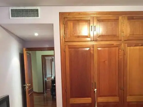 Casa en Alquiler de 4 dormitorios