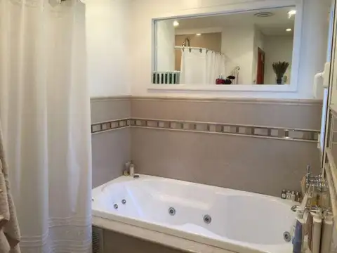 Casa en Alquiler al Este