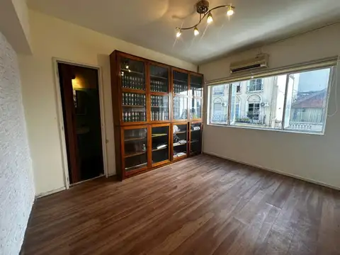 VENTA OFICINA DEPTO RECOLETA TRIBUNALES