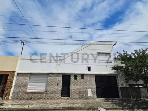 Casa en venta en Berisso de 5 dormitorios