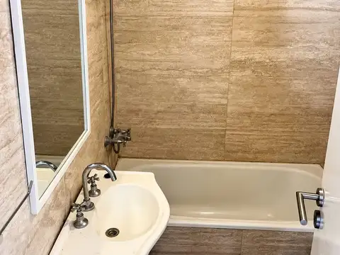 Departamento 2 ambientes con 2 baños