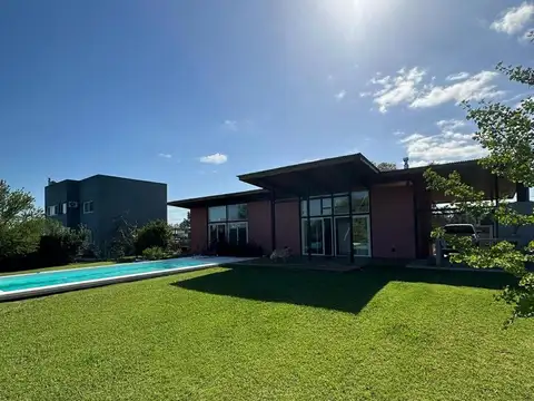 Casa en venta en Joaquin Gorina La Plata 2 dormitorios