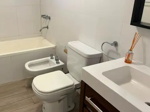Departamento en Alquiler con 1 cocheras