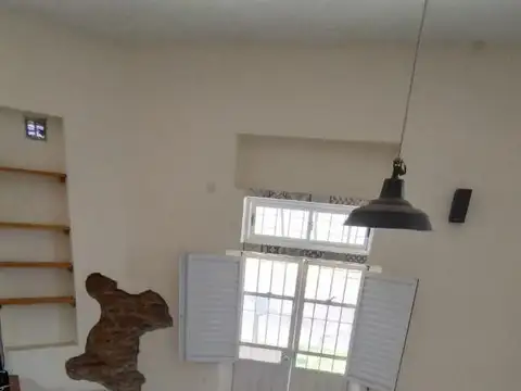 Depto Tipo Casa en Alquiler en Caseros, $ 500.000