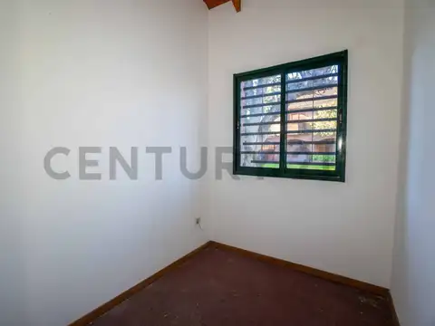Casa en venta en Gonnet de 2 dormitorios