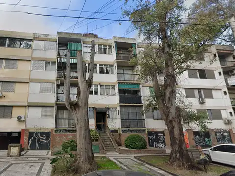 EN VENTA EN CIUDAD JARDIN DEPARTAMENTO DE 2 AMB 1 DORMITORIO - 5134
