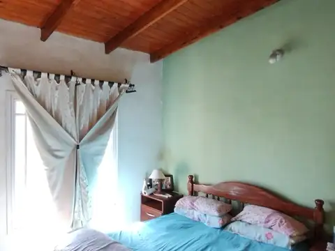 Casa 3 ambientes con 2 baños