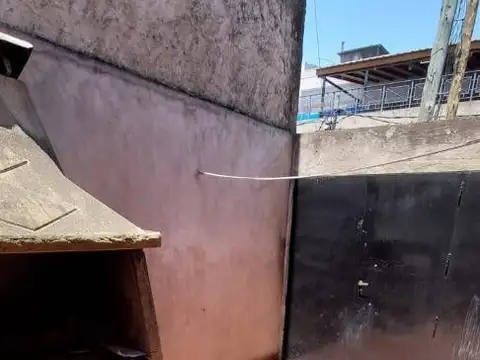 Depto Tipo Casa en Alquiler de 2 dormitorios