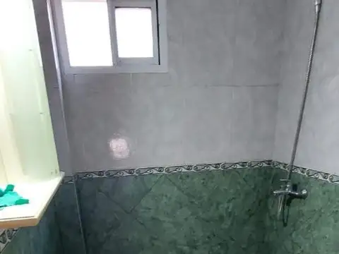 Depto Tipo Casa en Alquiler con 1 cocheras