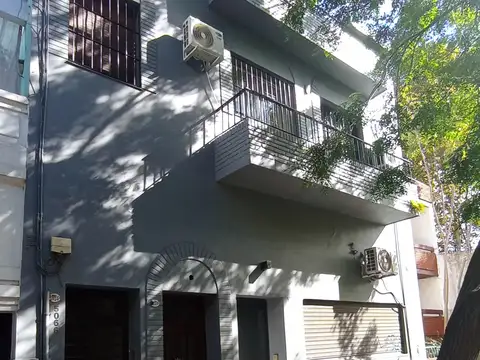 PH con entrada independiente sin Expensas.