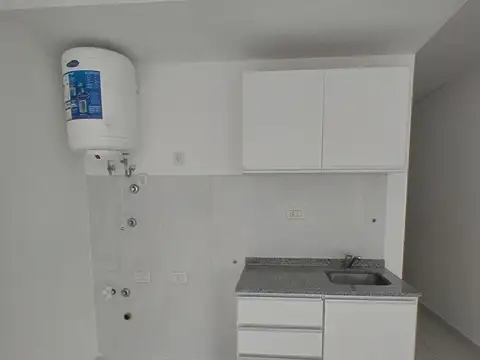 Departamento en Alquiler en Centro, $ 330.000