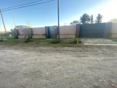 CASA QUINTA 3 DORMITORIOS  TANDIL