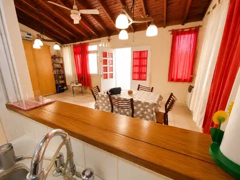 Casa 4 ambientes con 1 baño