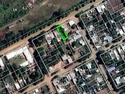 Terreno en Venta 30  mts Fondo