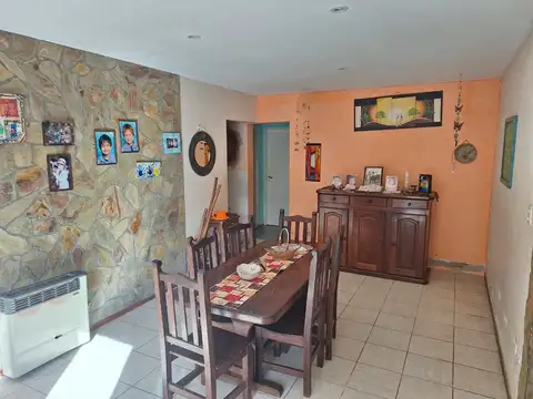CASA DE 3 DORMITORIOS 133 492 Y 493, CON PATIO