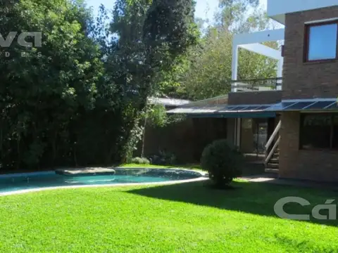 Casa en Venta al Este