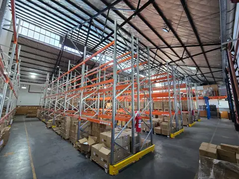 Galpon en Venta 30  mts Fondo