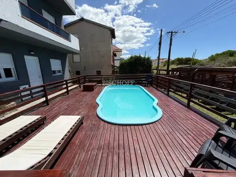 AVENIDA 1 N° 4272 ENTRE PASEOS 142 Y 143