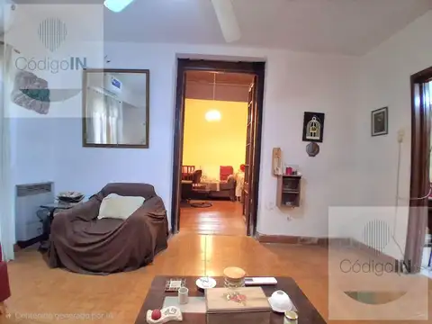 Depto Tipo Casa en Venta en Flores, USD 119.000