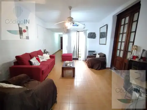 Depto Tipo Casa en Venta de 4 dormitorios