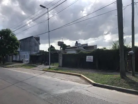 VENTA DE TERRENO CON MEJORAS EN LOS POLVORINES