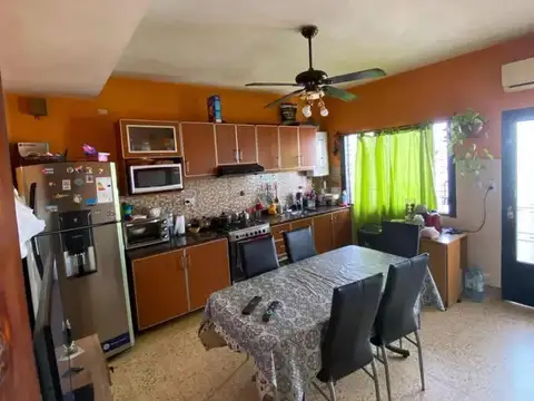Depto Tipo Casa en Venta en Mataderos, USD 170.000