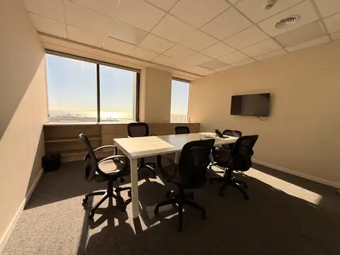 Oficina en Alquiler en Catalinas, USD 9.880