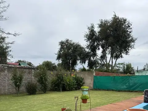 Vendo excelente lote con pileta de materiales con 600 m2