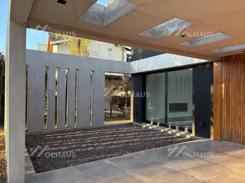 Casa en Venta en San Benito, USD 720.000
