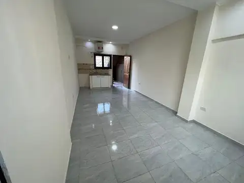 Depto Tipo Casa Monoambiente con 1 baño