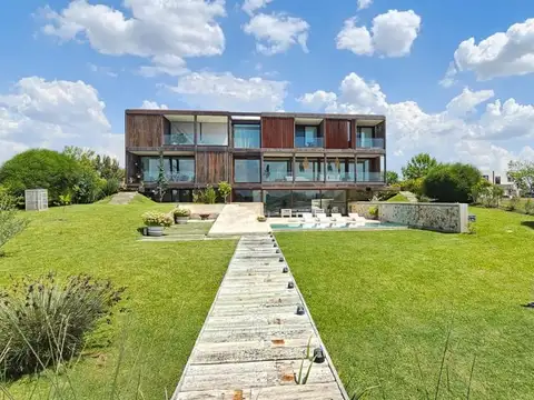 Casa a la Laguna en La Reserva Cardales