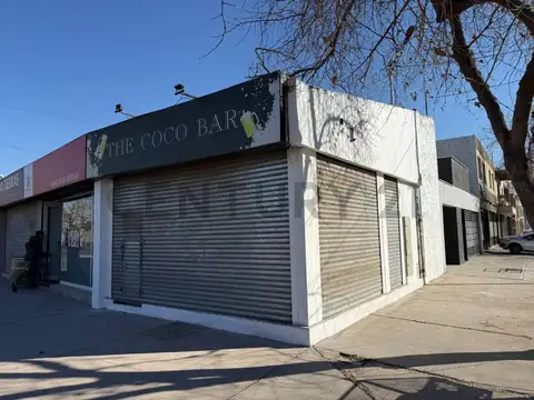 Local en Alquiler en Godoy Cruz, $ 850.000