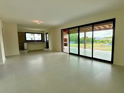 Venta casa a estrenar en Altos de Manzanares