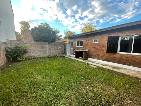 Altos de Pacheco-Casa 3 ambientes en Barrio Cerrado.