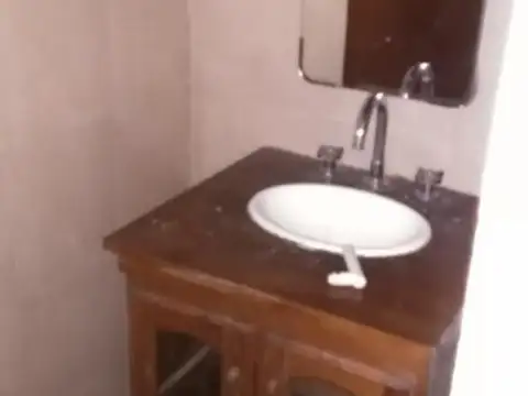 Depto Tipo Casa en Alquiler de 2 dormitorios
