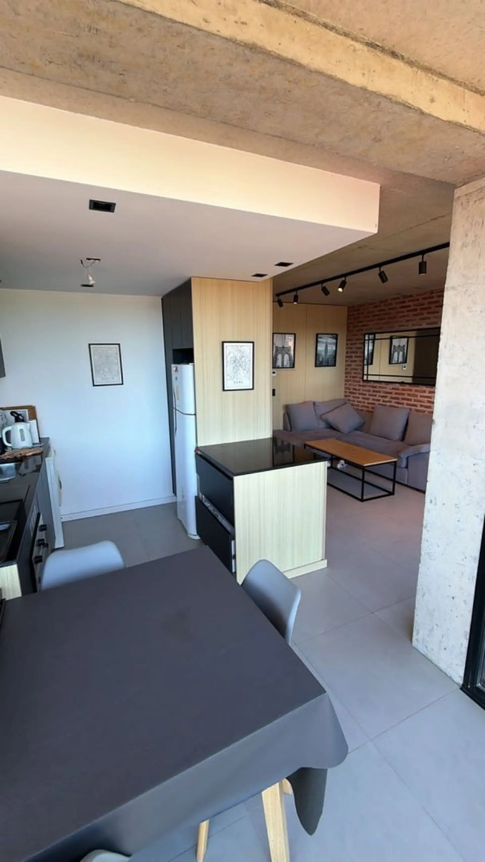 venta de departamento 3 ambientes al contrafrente y cochera