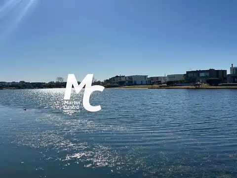 Terreno en Venta 20  mts Frente