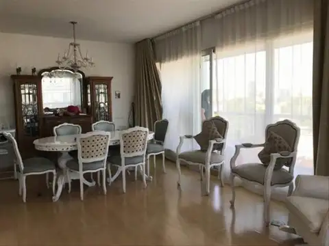 Av Del Libertador 8000, Piso 6