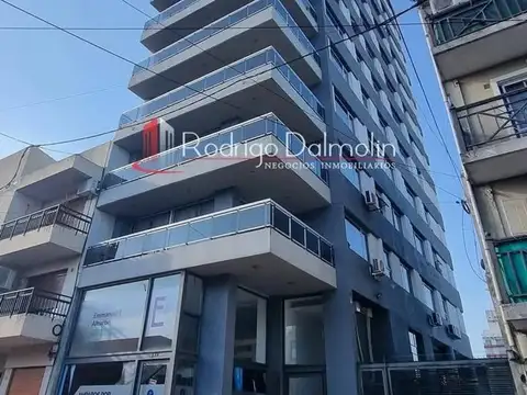 VENDO. Departamento de 2 Dormitorios céntrico. Concordia, ER